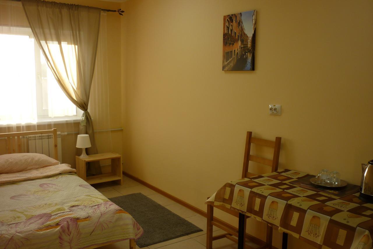 Motel Roza Vetrov Омск Екстериор снимка