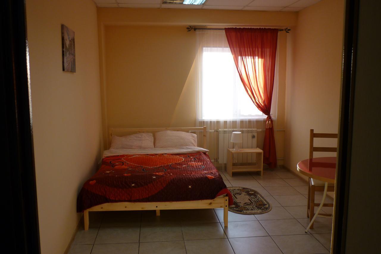 Motel Roza Vetrov Омск Екстериор снимка