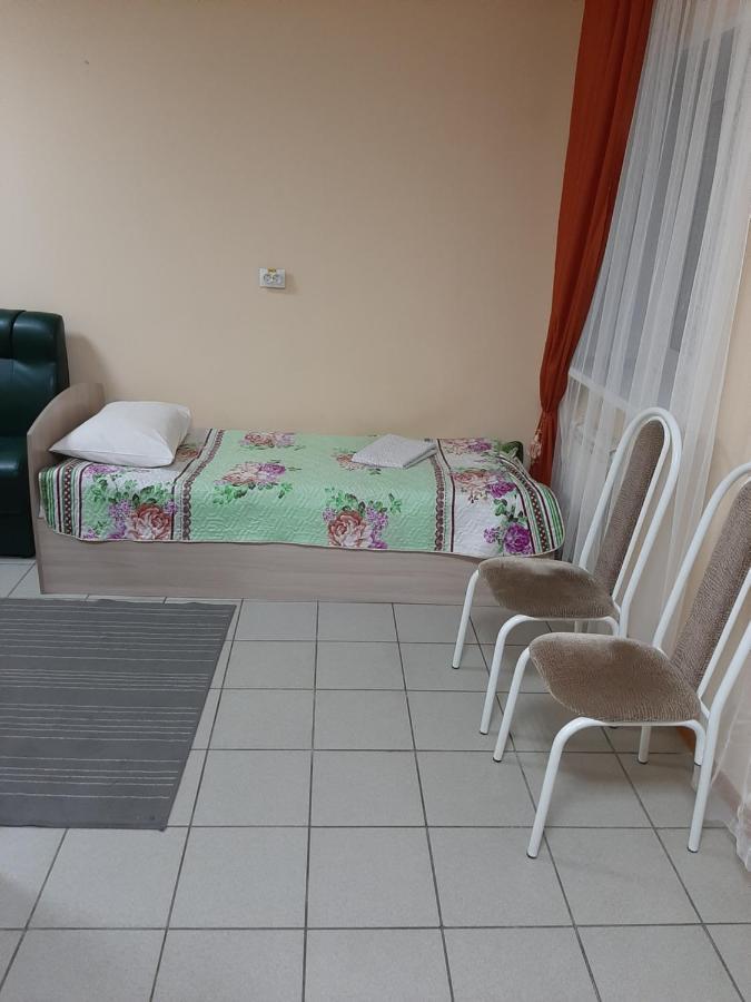 Motel Roza Vetrov Омск Екстериор снимка